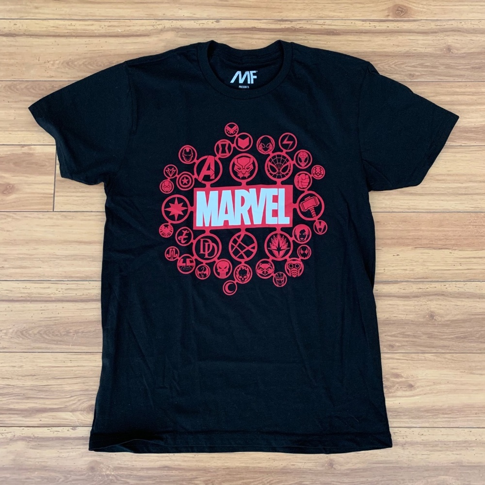 NWOT! Marvel Logo Men’s S/S Tee